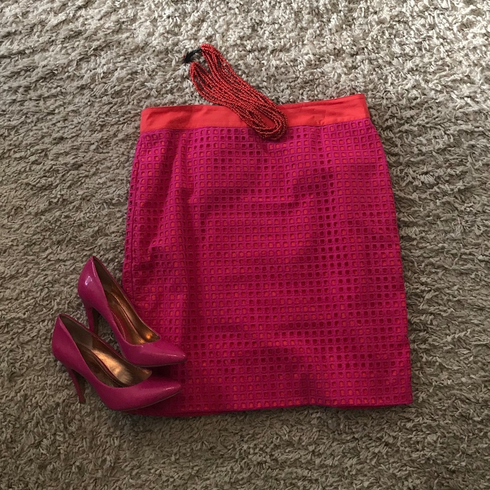 Talbots Eyelet Pencil Skirt - Size 8